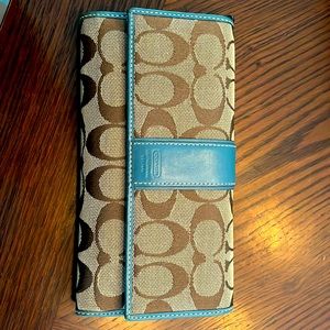 Coach wallet. Tan and blue